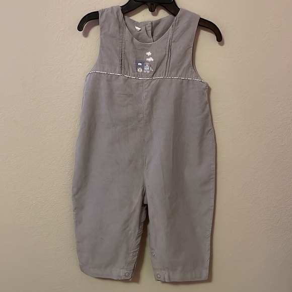 𝅺BOUTIQUE Style Onesie 12M - Picture 2 of 4